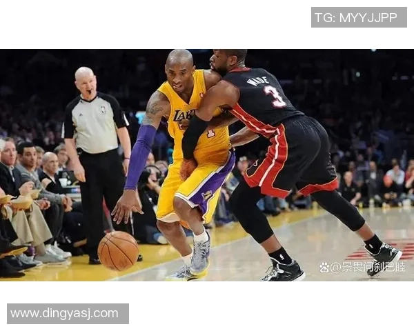 韦德与基德的巅峰对决:篮球传奇的荣耀与传承之路 韦德与基德的巅峰对决:篮球传奇的荣耀与传承之路